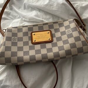 Louis Vuitton Damien Azur Cross body bag with leather strap
